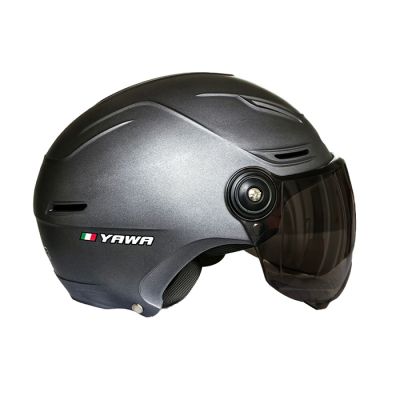 КАСКА ЗА МОТОР ЧЕРНА/ ЧЕРВЕНА/ СИВА