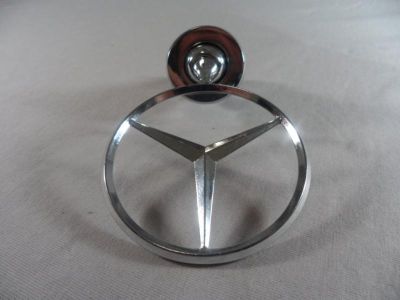 Емблема за преден капак MERCEDES W212/221